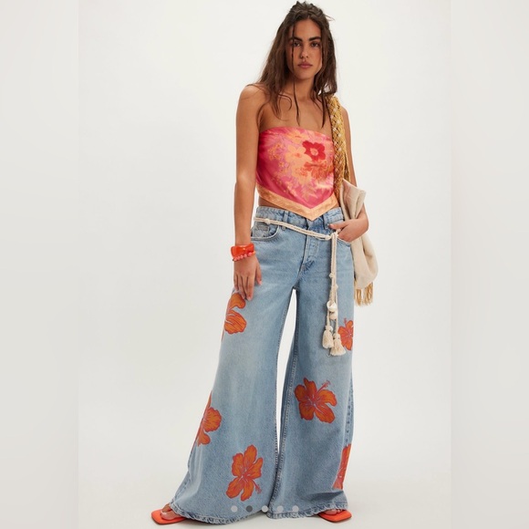 We The Free Wide Leg Jeans -Size 28 - Picture 2 of 10